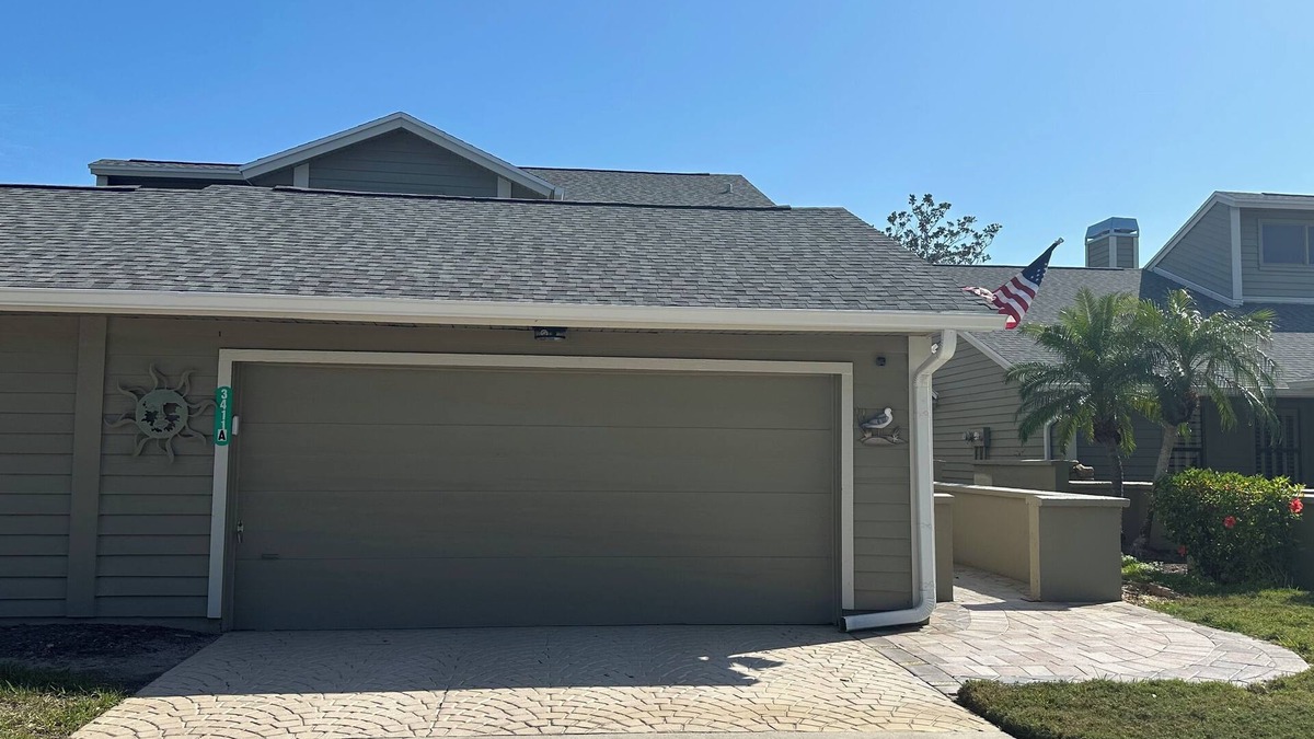 Trailer Estates Villa | Immaculate 3 bedroom villa: updated amenities on the Prestigious IMG Golf Course