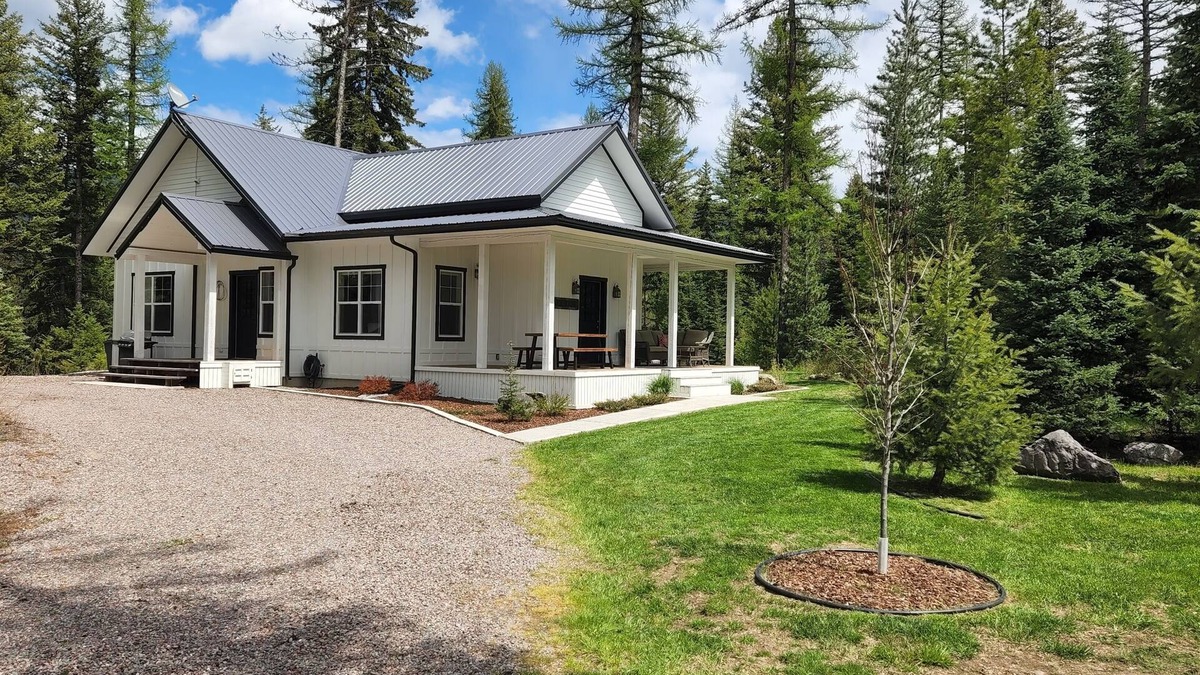 Martin City Cottage | Immaculate Farm Cottage on 40 Acres - Minutes from Glacier National Park