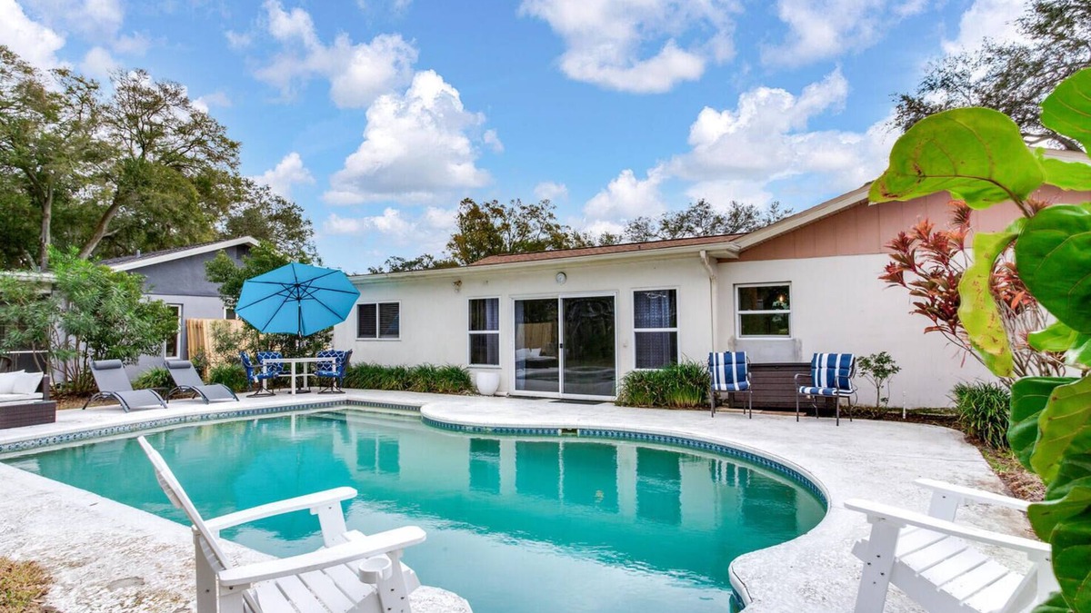 Rustic Oaks House | Immaculate, refurbished house, specious yard and private pool in Palm Harbor