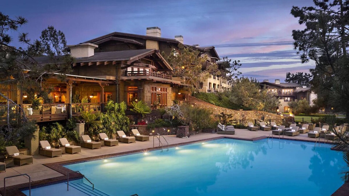 Torrey Pines Hotel | Immerse Yourself in Nature's Beauty! Courtyard View, Pet-friendly, Outdoor Pool!