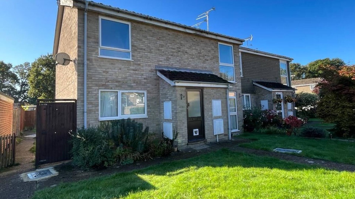 Eastleigh Apartment | Impeccable 2-Bed Apartment in Eastleigh
