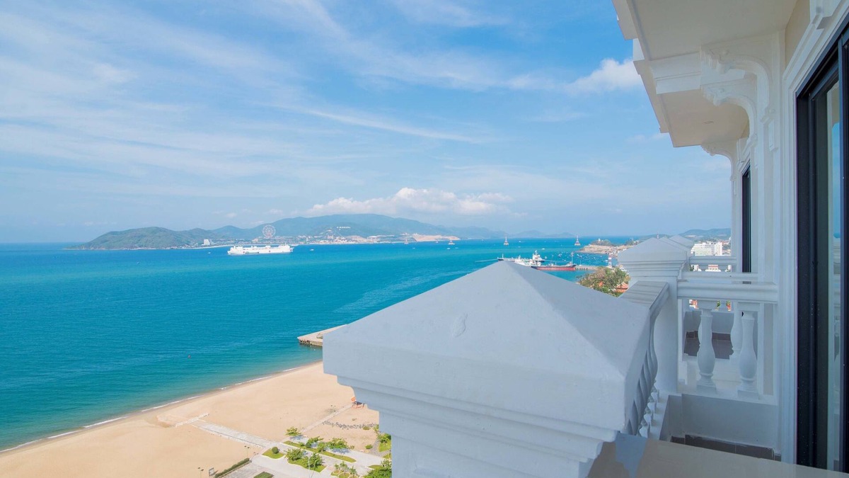 Tran Phu Beach Hotel | Imperial Nha Trang Hotel