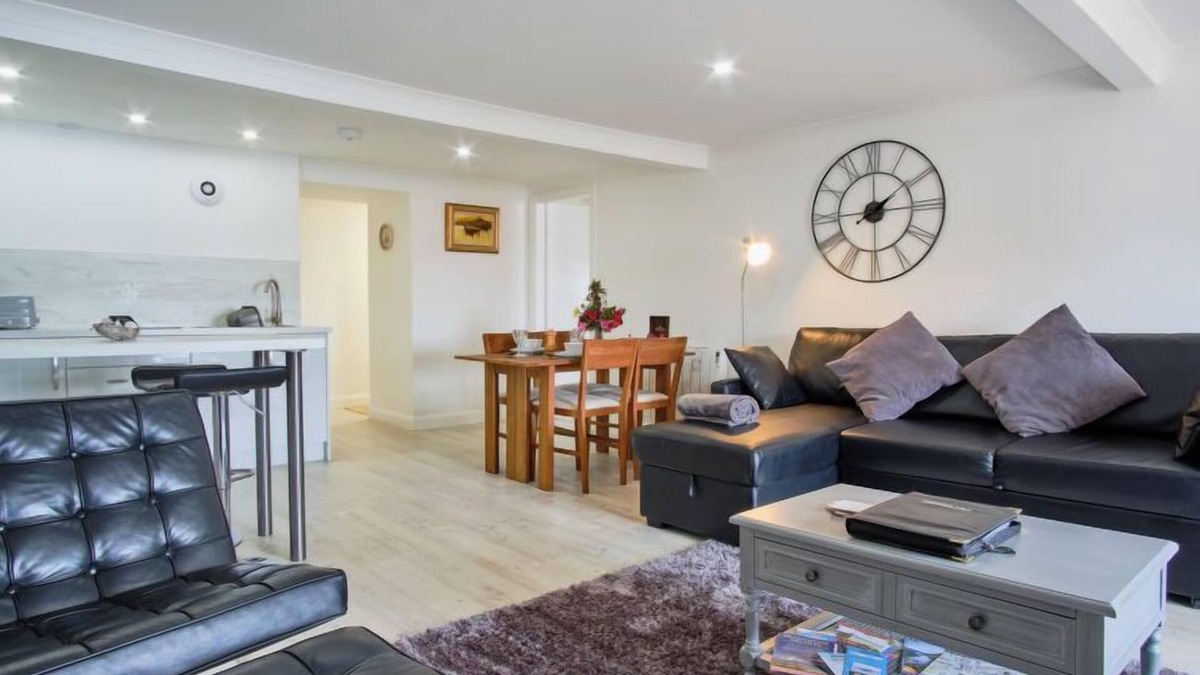 Oban Apartment | Imperial Views by Interhome