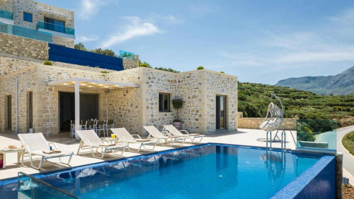Zerviana Villa | Imposing Lux Villa for 7 guests overlooking Phalasarna Beach