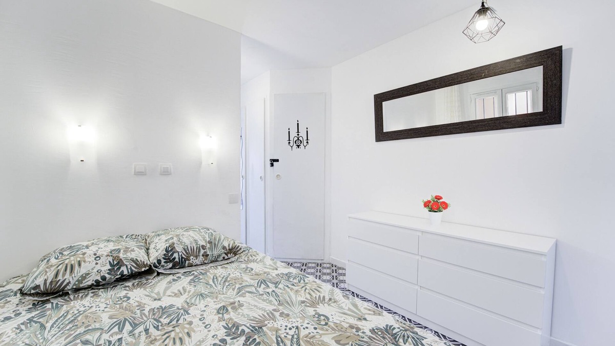 Cannes La Bocca Apartment | Impressive Sea View and Terrace in Cannes 207