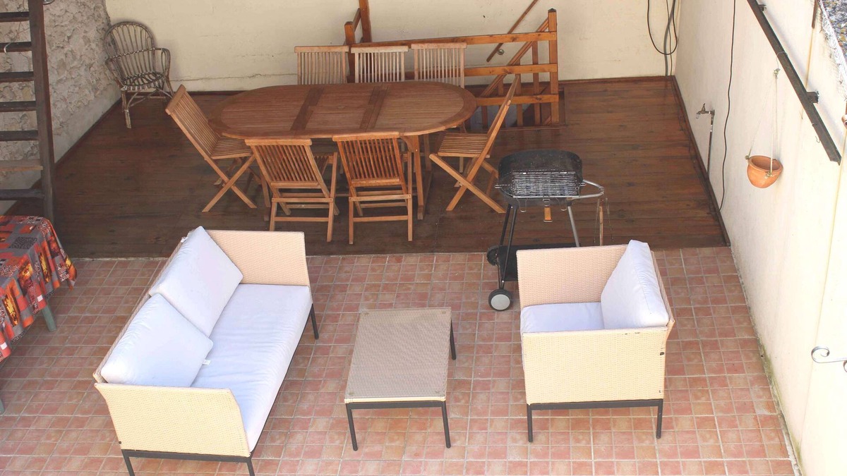 Fanjeaux House | In 1 historic cathar village house 120 m2 + terrace for 2-11 pers.