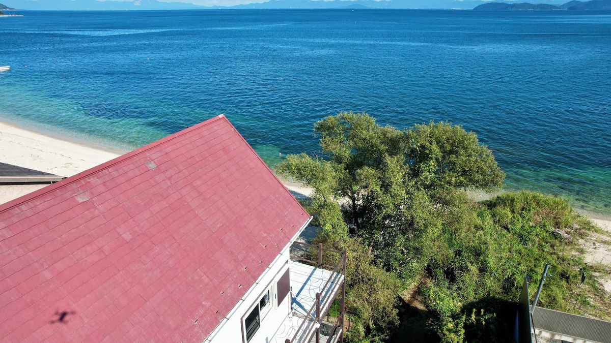 Minami-komatsu Cottage | In front of Lake Biwa! A private lakefront experience