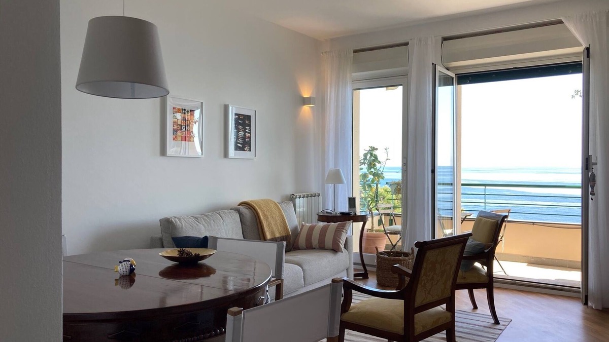 Nervi Apartment | In front of the sea in Nervi