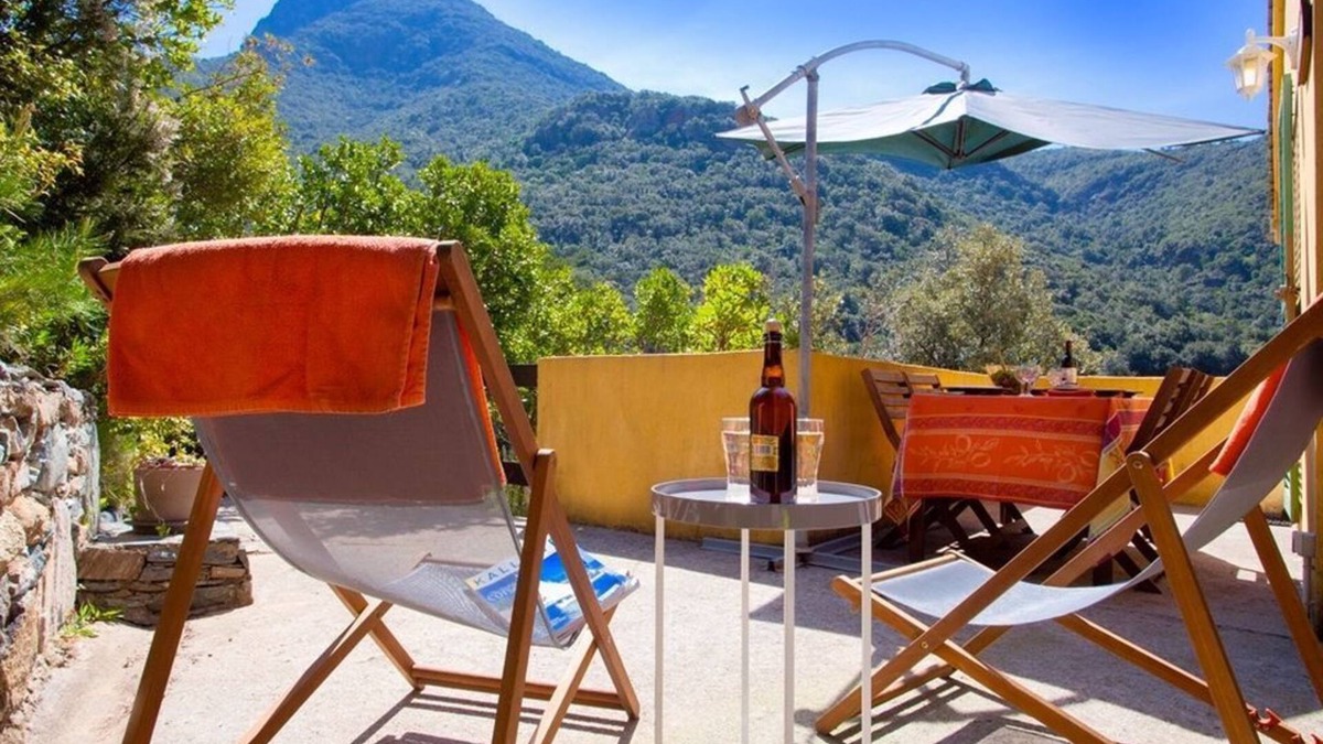 Olmeta di Capocorso Apartment | In Muntagna, apartment facing the mountains, hiking, river and beach