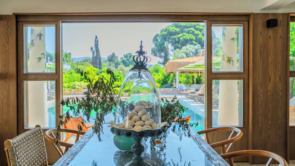 Bitez House | In One Bitez Hotel