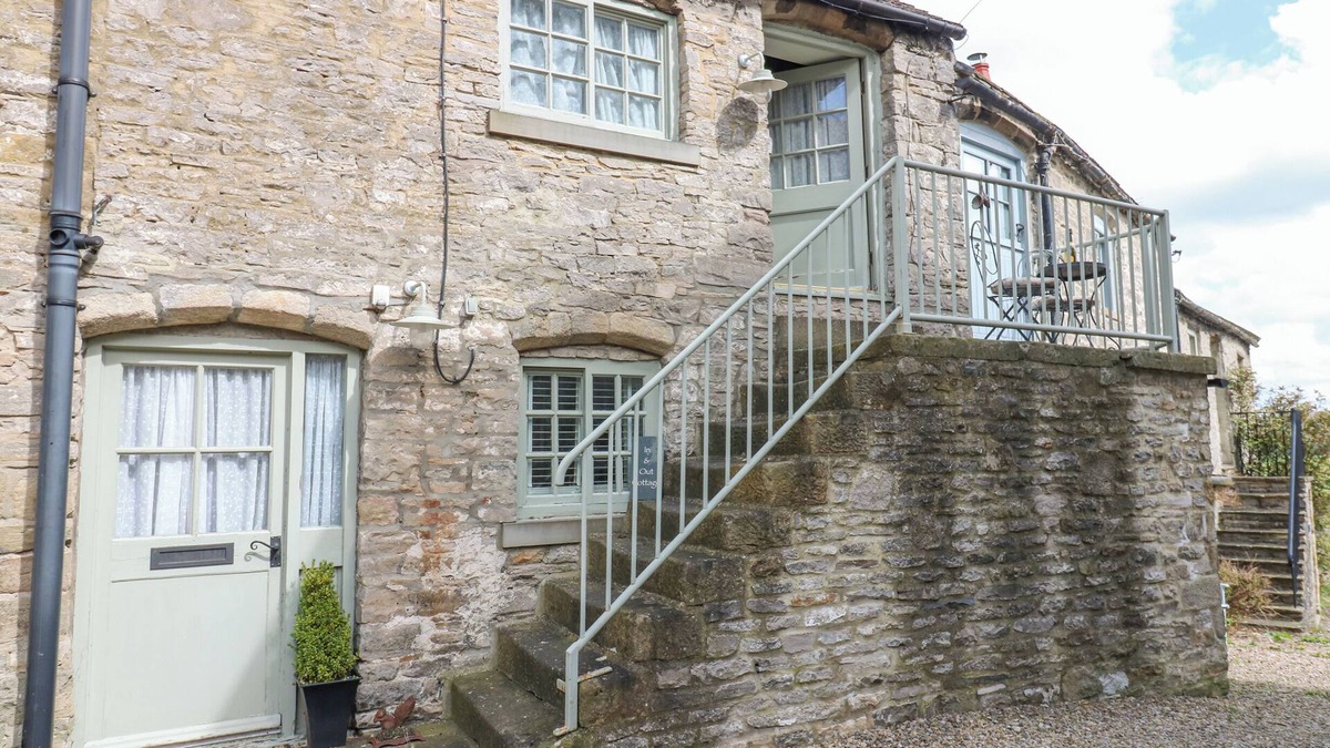 Middleham Cottage | IN & OUT COTTAGE, luxury holiday cottage in Middleham