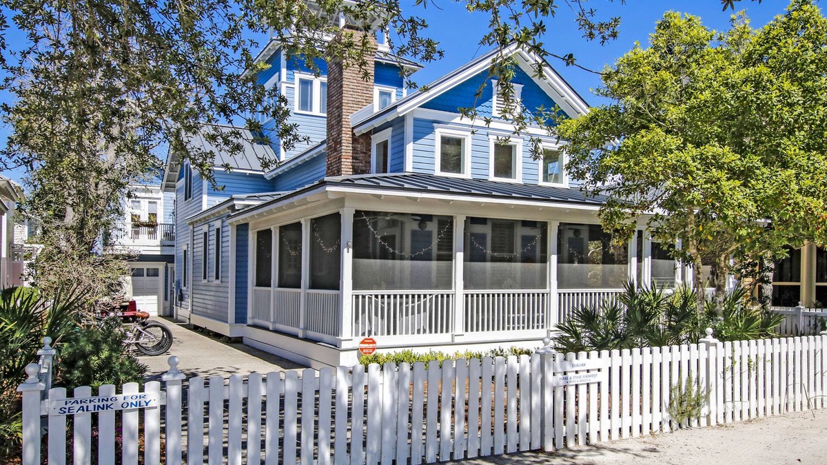 Seaside Cottage | In Seaside Proper, 'Sealink', 4 Houses from Beach, Gulf View