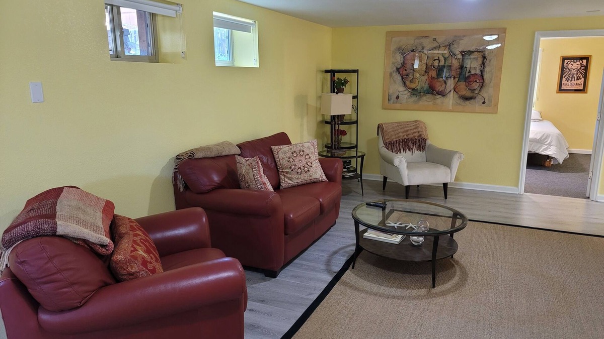 Kiteley House | In the Heart of Longmont ~ 15 Minutes to Boulder, Colorado