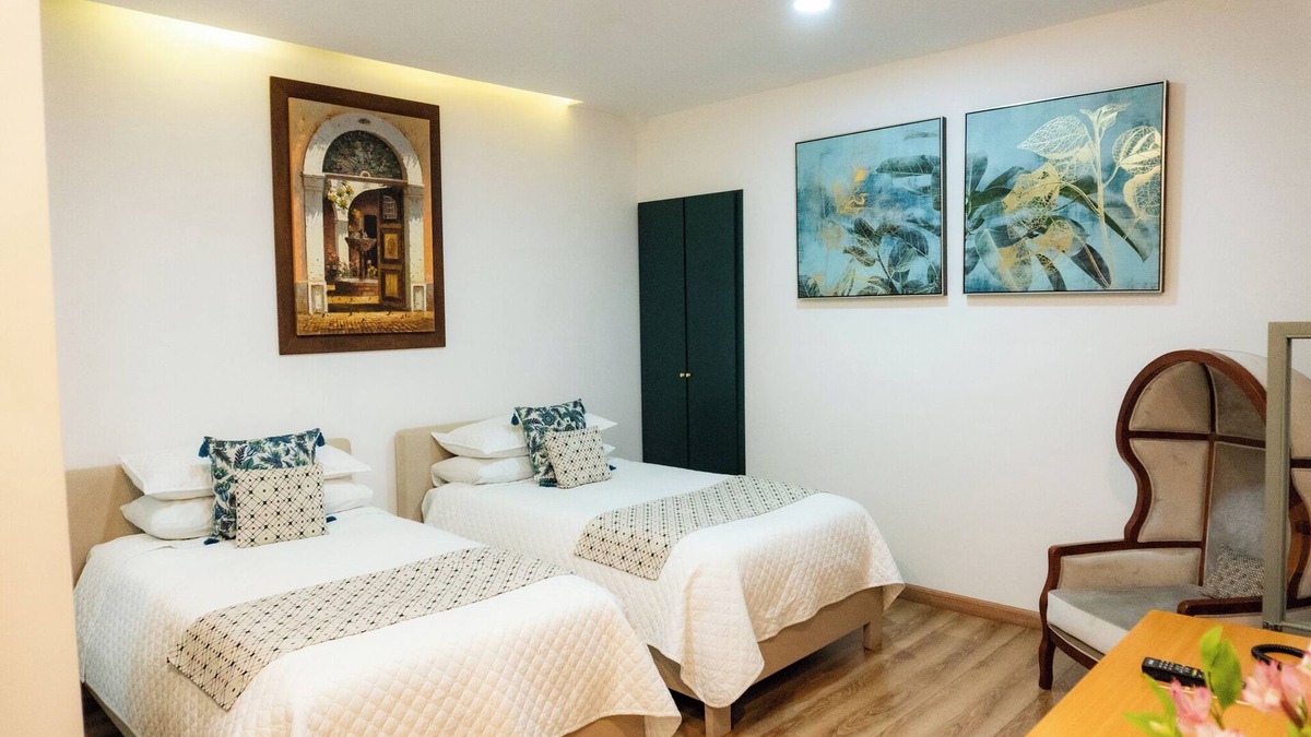 Quito Historic Center Bed & Breakfast | In the heart of the historic center within walking distance of museums, churches, cafes, etc.