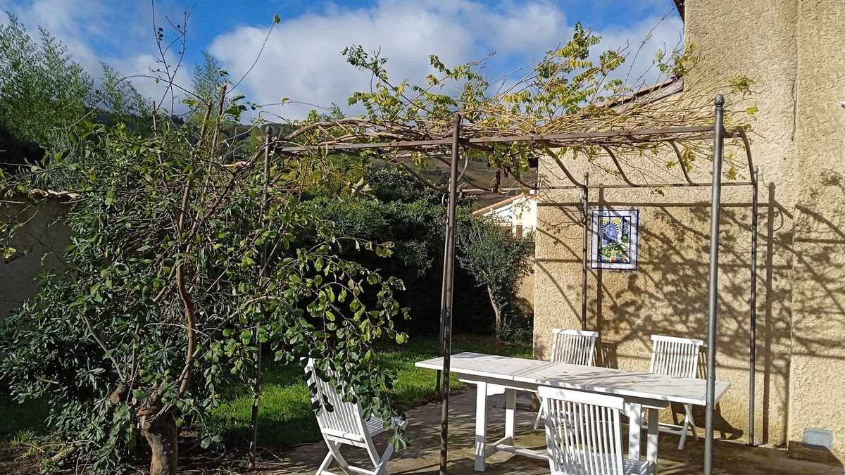 Cornas House | In the heart of the village charming house with garden