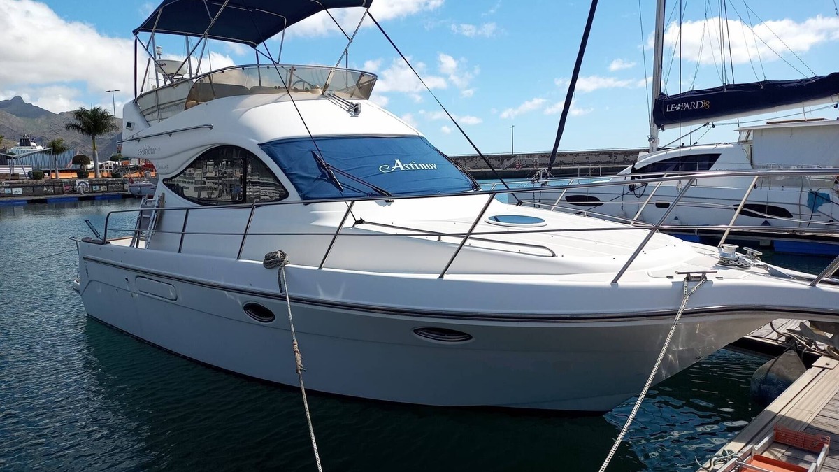 Las Galletas Boat Rental | In touch with the sea