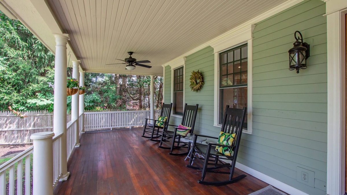 Saratoga Springs House | In -Town Renovated Luxury Family Retreat Available All Year