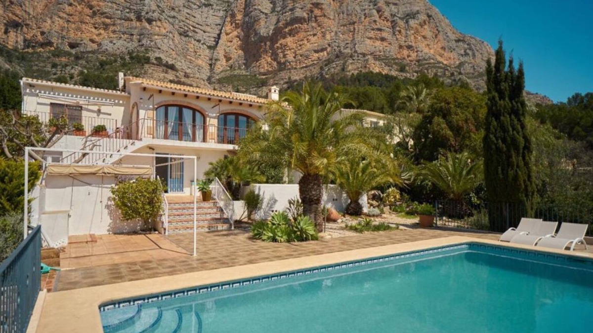 Montgo de Toscamar Villa | Increíble Villa Mediterránea en el Parque Natural del Montgo