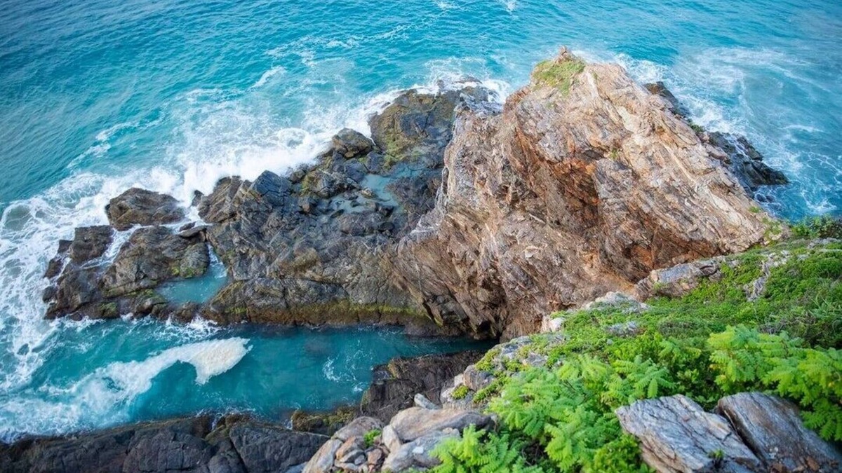 Santa Maria Tonameca Villa | Incredible Beach Front Villa in front of the beach