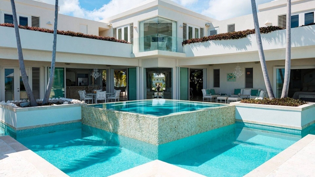 Long Bay Hills Villa | Incredible Luxury 7 Bedroom Beach Front - Turks & Caicos