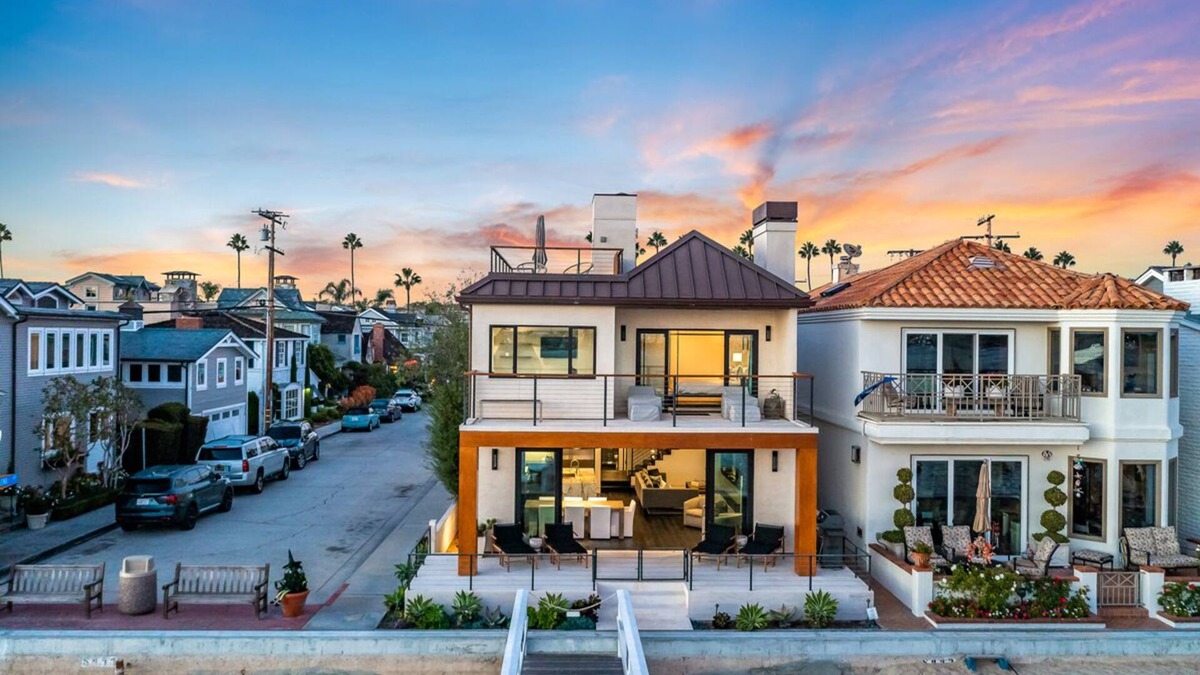Balboa Island House | Incredible Opportunity to Experience Premier South Bayfront Corner Lot and Duffy