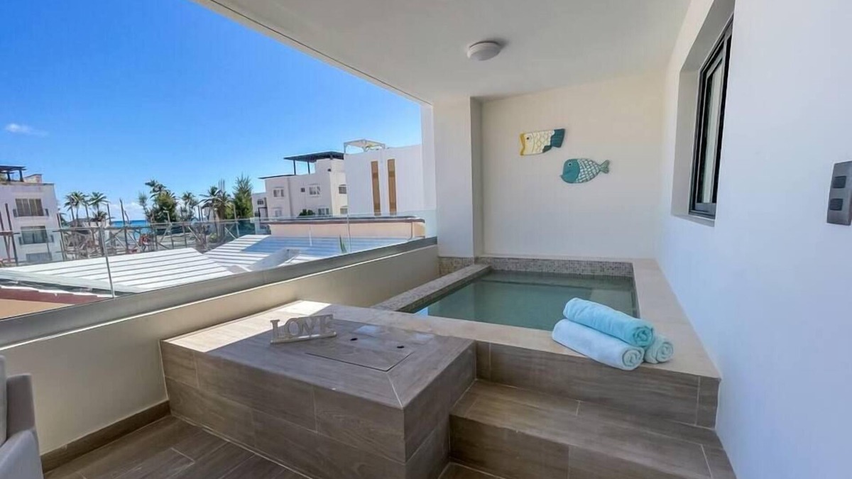 El Cortecito Apartment | Incredibly Beautiful condo just steps to the beach