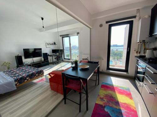 Sector 6 Apartment | Independence Studio