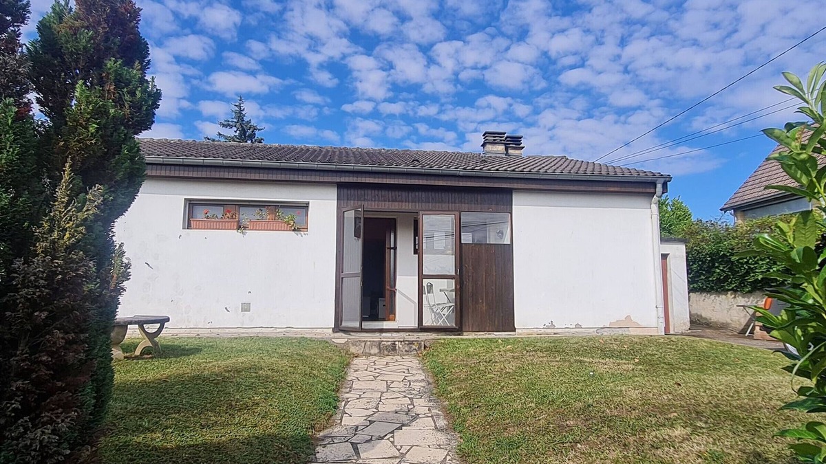 Ville-en-Vermois Cottage | Independent cottage in the countryside with private parking