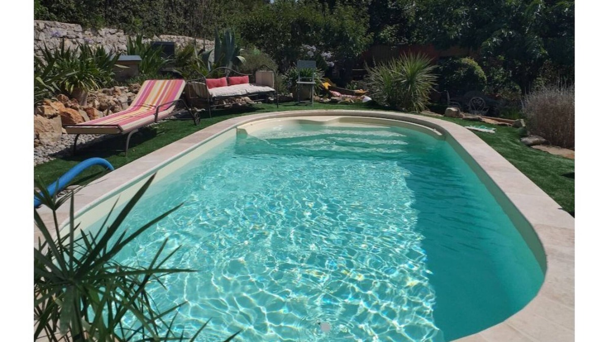 Roquefort-la-Bedoule Apartment | Independent T2 in Villa. Rated 3 stars for 4 people.