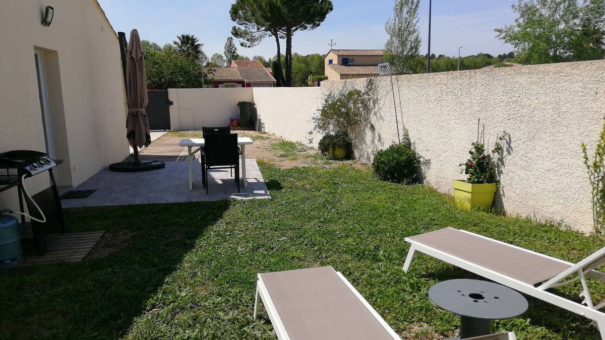 Saturargues Apartment | Independent studio 20 minutes from the beaches