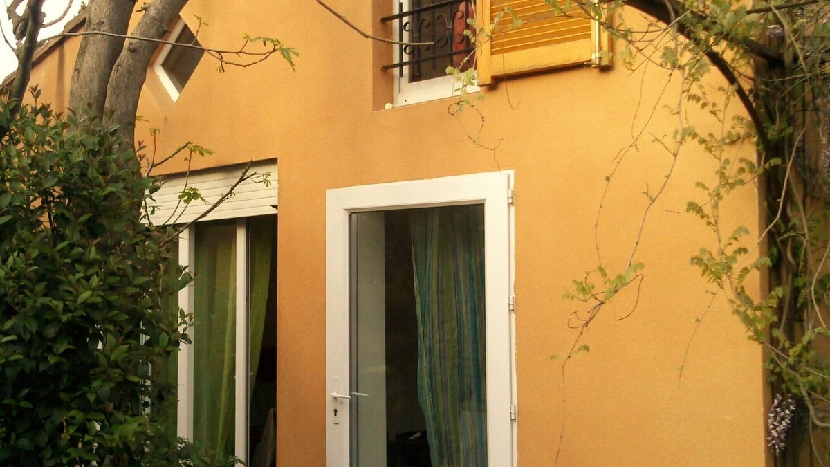 Les Angles Apartment | Independent studio-T1 on the ground floor