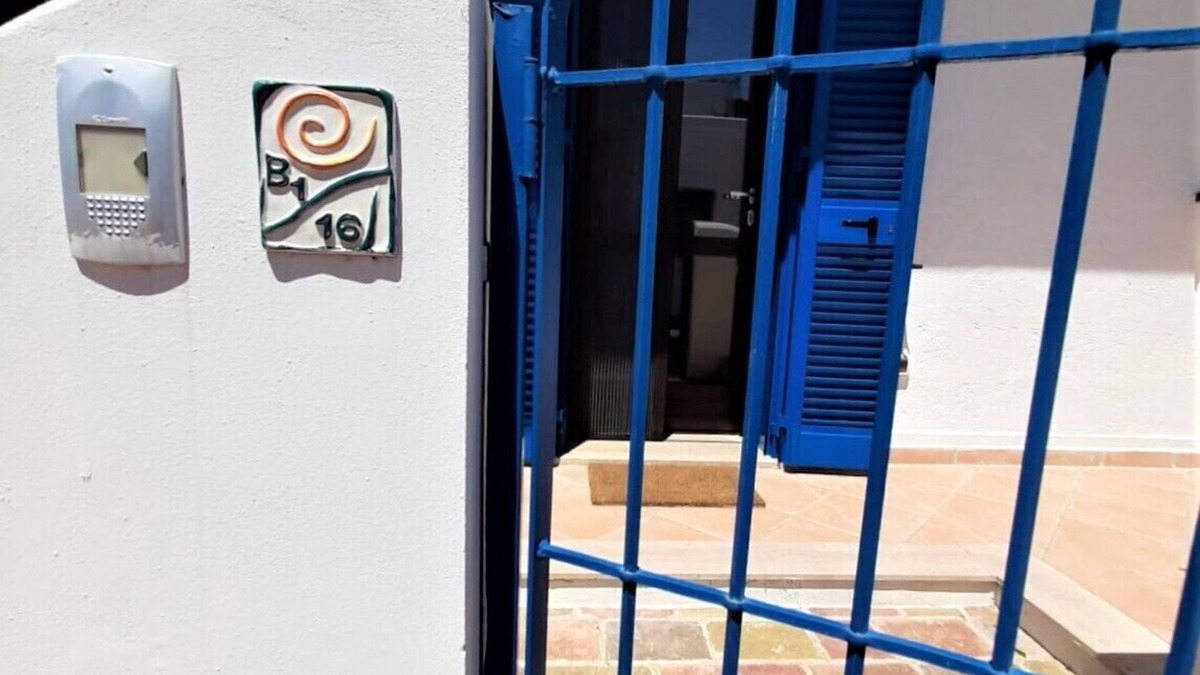 Porto Cesareo Villa | INDEPENDENT VILLA B1-16 - CHIUSURELLE VILLAGE (Torre Lapillo)