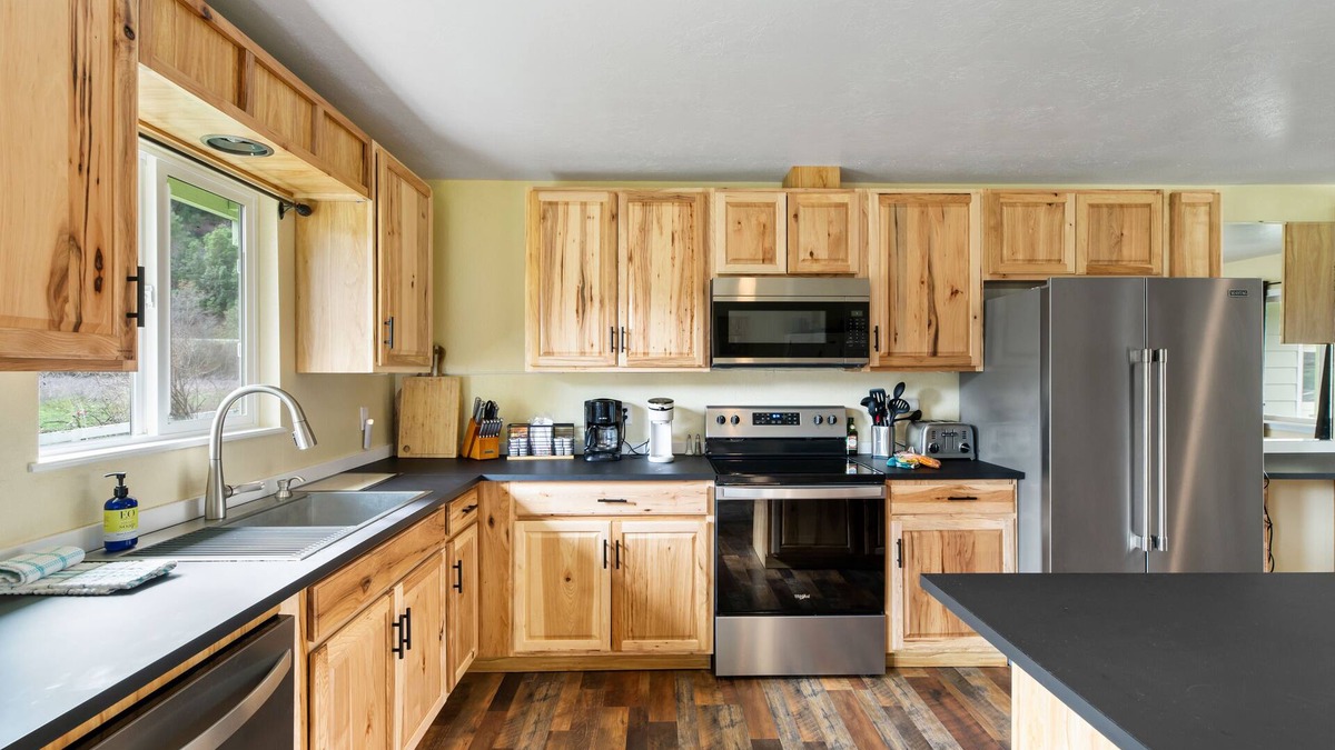 Douglas City Cabin | Indian Creek Lodge