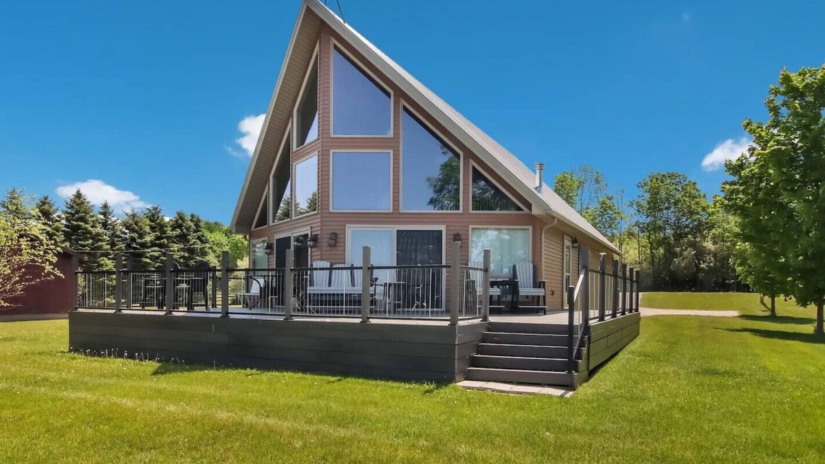 Arcadia House | Indian Trail Upper Herring Lodge 4br Lakefront Fishing Canoe Kayak