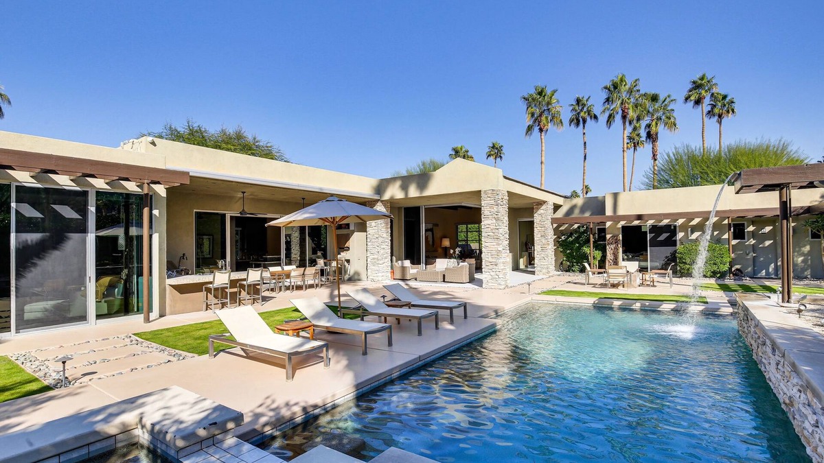Indian Wells Villa | Indian Wells Country Club: Panoramic Mountain View/Pool with waterfall