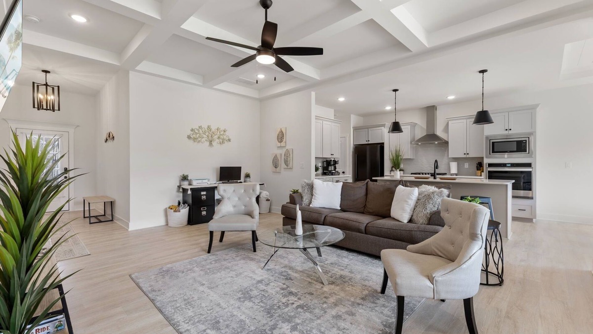Jeffersonville - Clarksville House | Indiana Valley: Work Friendly & Near Downtown