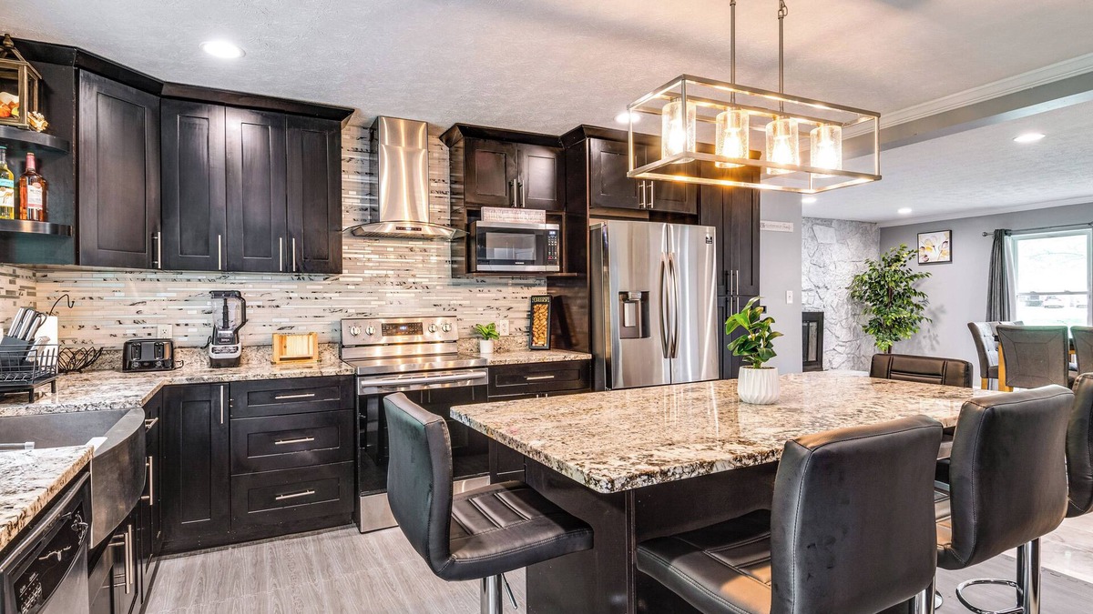 Wayne House | Indianapolis Vacation Rental ~ 8 Mi to Downtown!