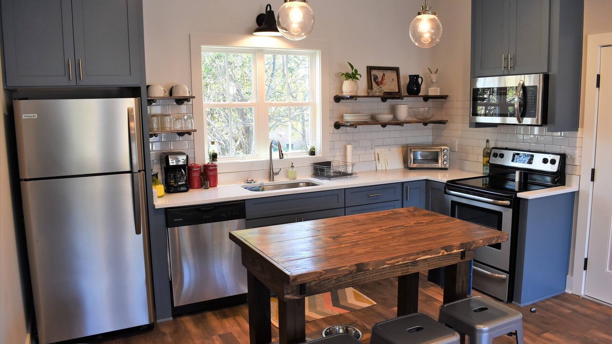 West Ashley Cottage | - Indigo's cabin -