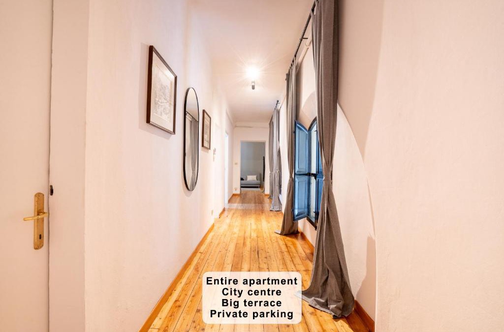 Historic Center Apartment | Indipendenza Mansion City Centre