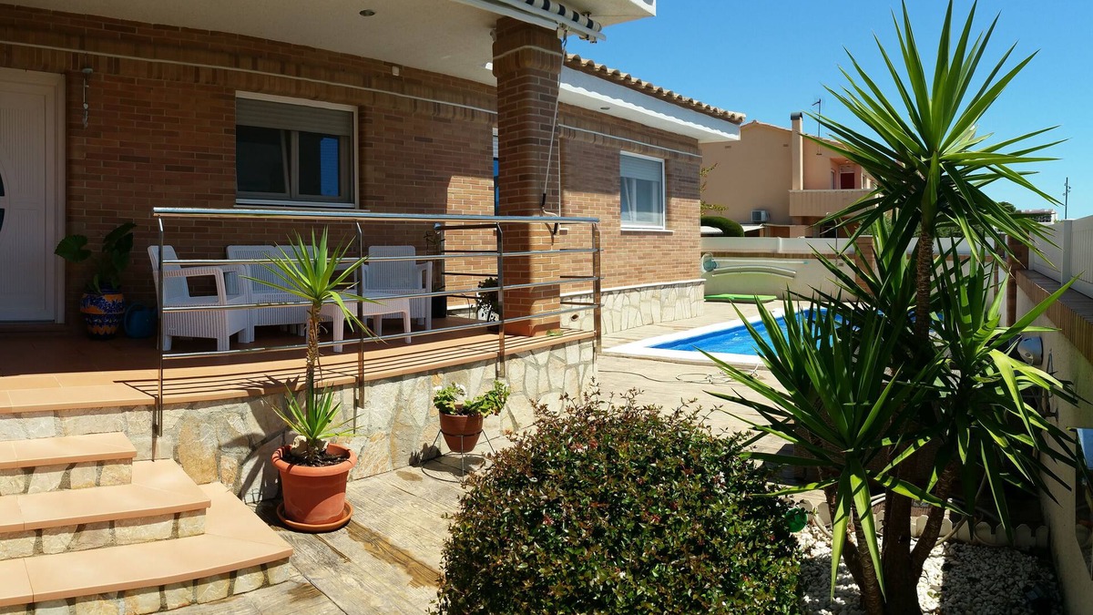 L'Hospitalet de l'Infant House | INDIVIDUAL VILLA-CHALET
