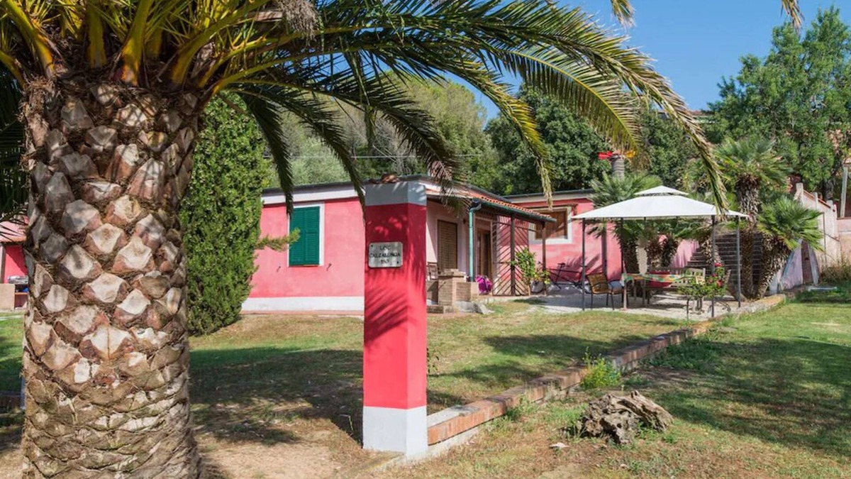Suvereto House | Individual accommodations near the sea, nice for bathing and biking holidays
