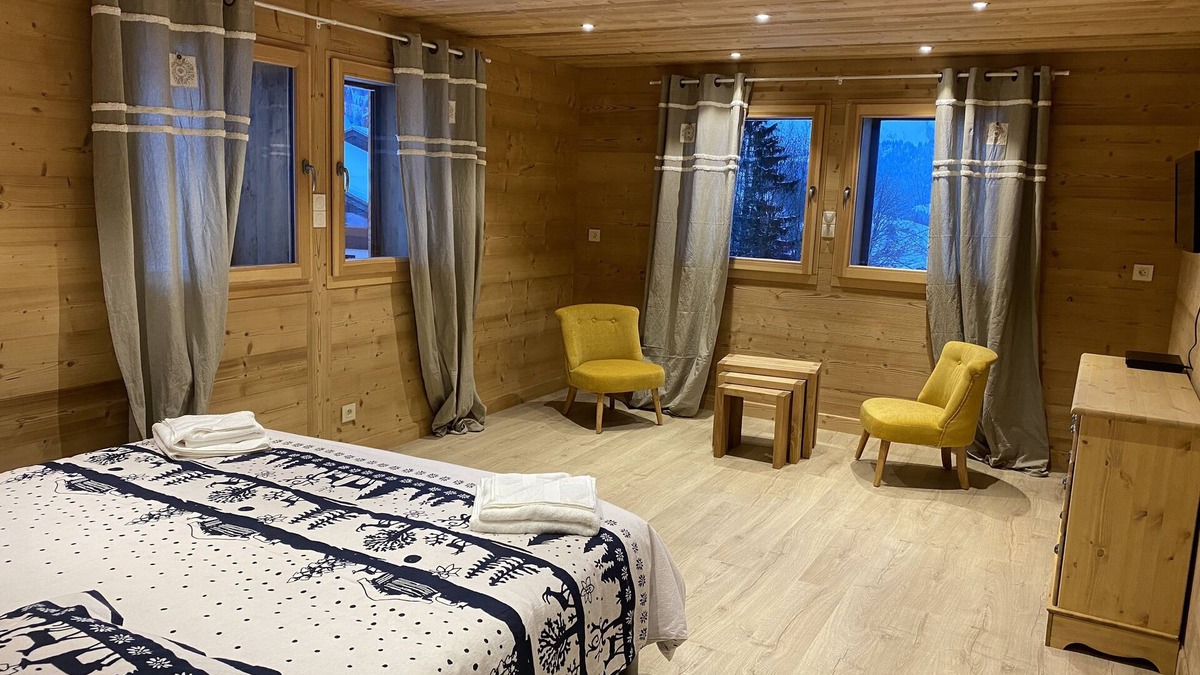 Le Grand-Bornand Ski Chalet | Individual chalet for 15 people
