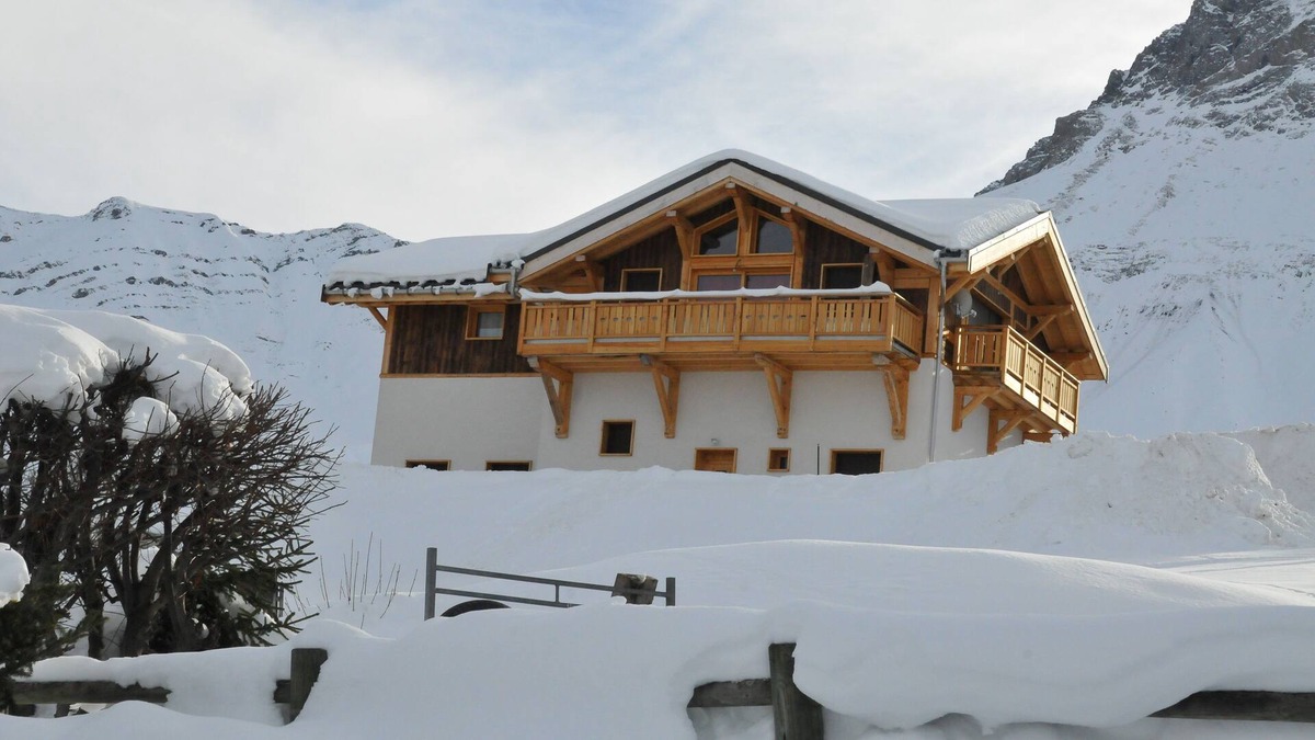 Albiez-le-Vieux Ski Chalet | INDIVIDUAL CHALET 10 PEOPLE ALBIEZ MONTROND FAMILY VILLAGE STATION 1. 600