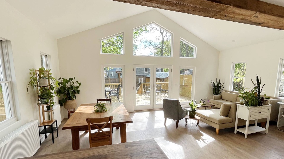 Kingston Stockade District House | Indoor-Outdoor Retreat in the Heart of Uptown Kingston