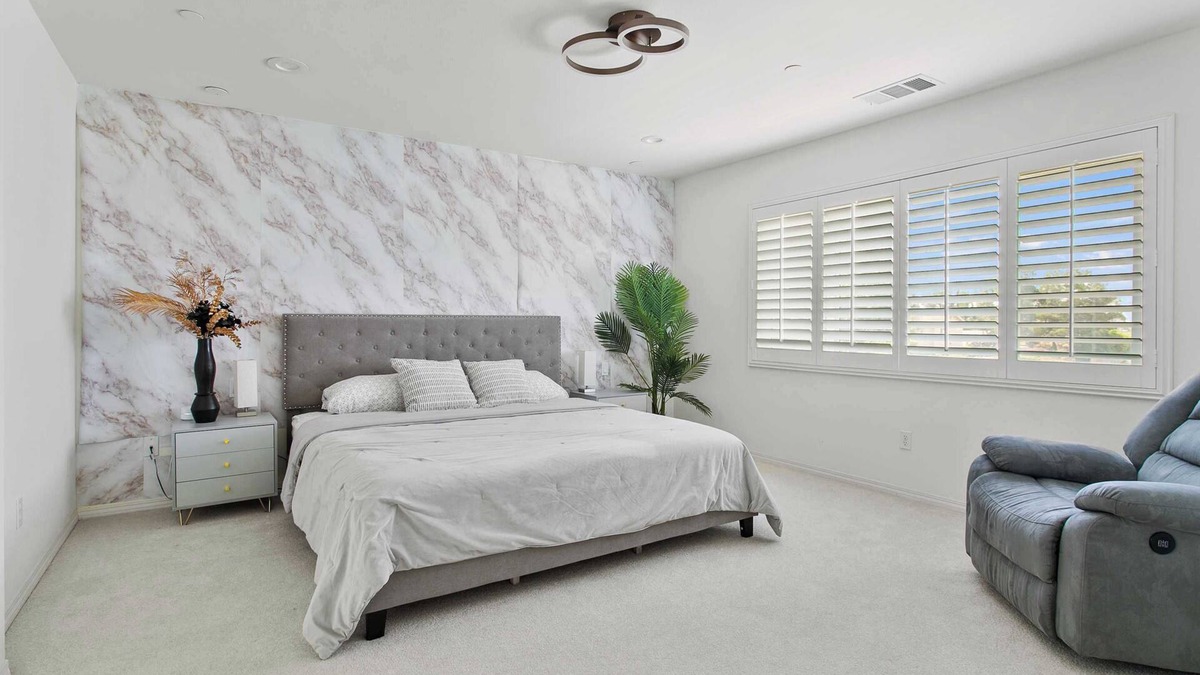 Fontana House | Indulge in Comfort at The Luxurious Haven on Curry Place - Unforgettable #41793