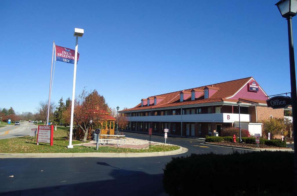 Indianapolis Hotel | Indy Speedway Inn