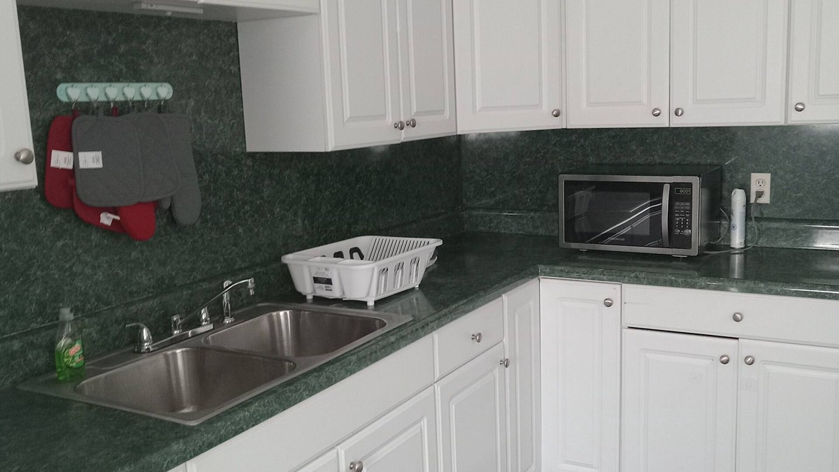 Fultondale House | InExpensive Estates, LLCnnQuiet Cost Efficient Lodging for Traveling