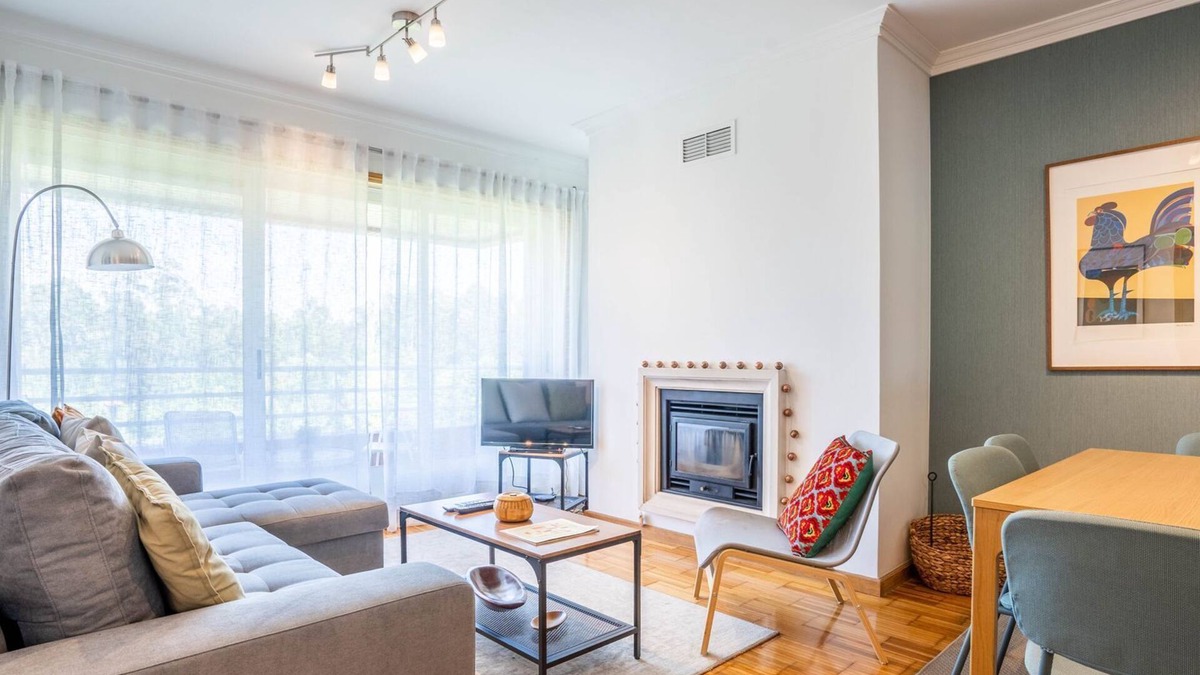 Vila Nova de Gaia Apartment | Infante Cozy 1BR w/Parking by LovelyStay