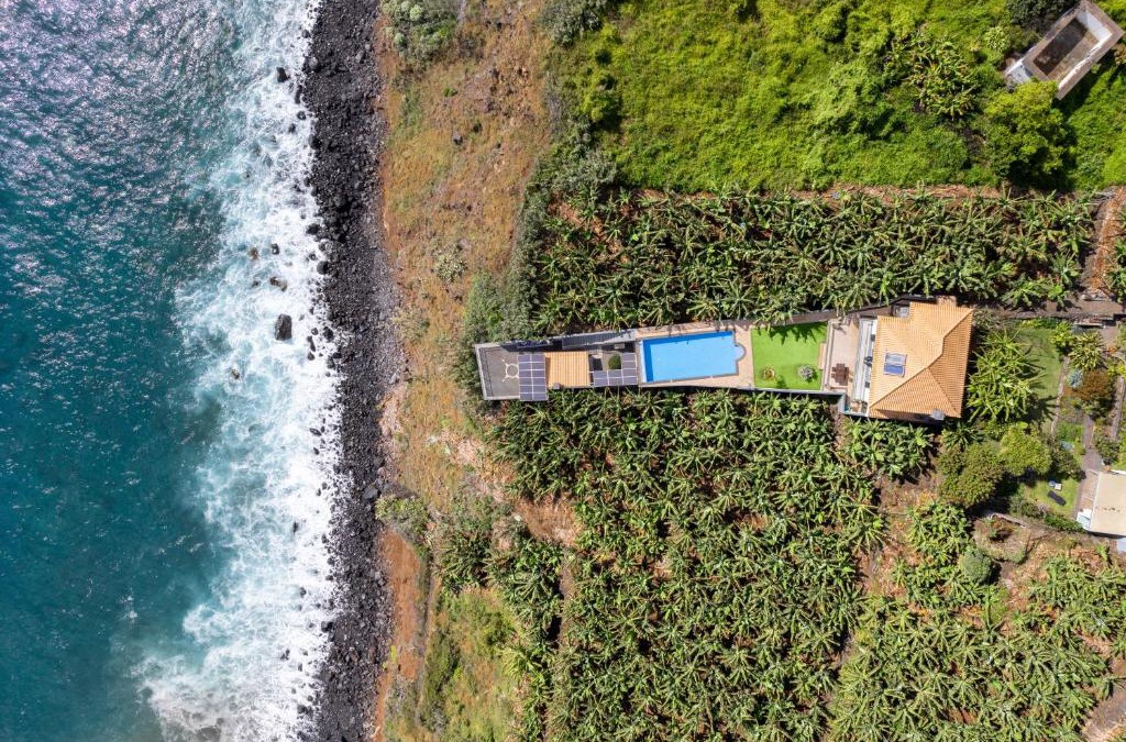 Calheta Villa | Infinite Ocean View Villa 20m above Ocean & Beach