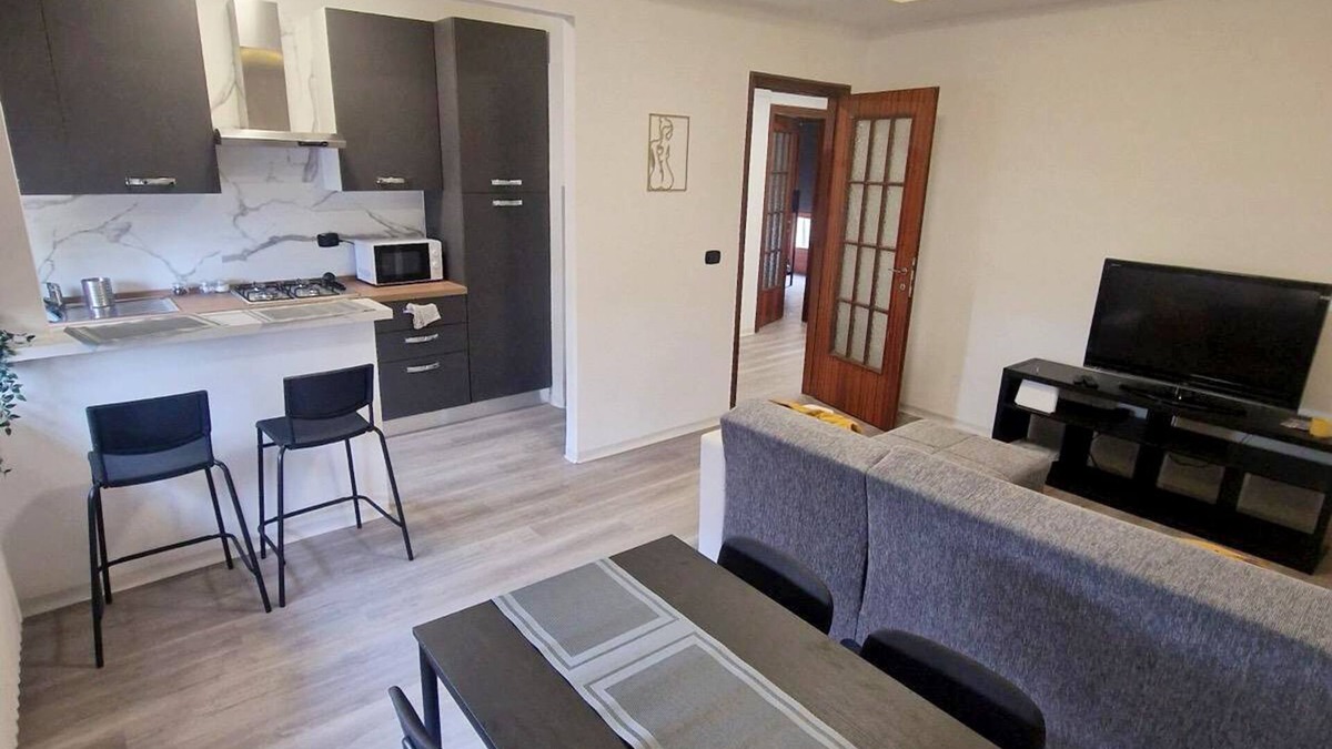 Ivrea Apartment | Infinity House Ivrea – Modern Flat Near Centre & UNESCO Landmarks